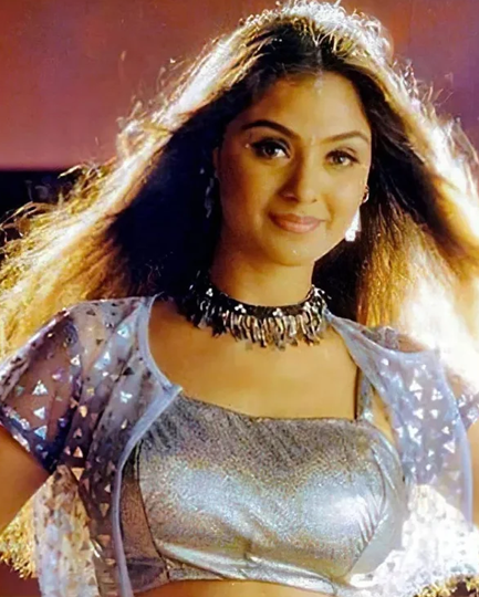 Biography 3 Simran 90s Images 06